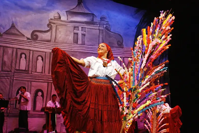 Salvadoran Artists